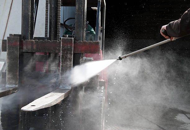 Best Driveway Pressure Washing  in Leeds, AL